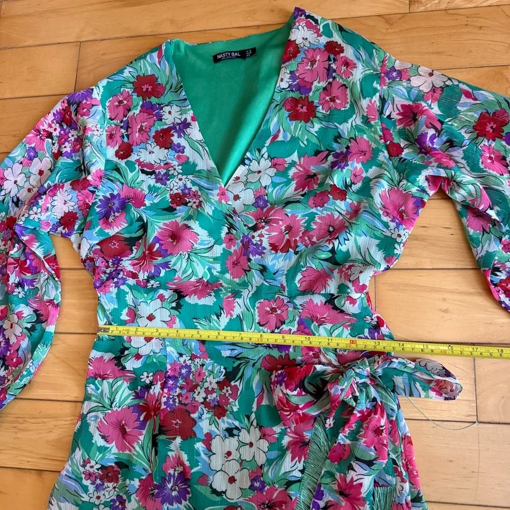 Nasty Gal Teal Floral Wrap Midi Dress with Fringe Size US 6 - Picture 10 of 10